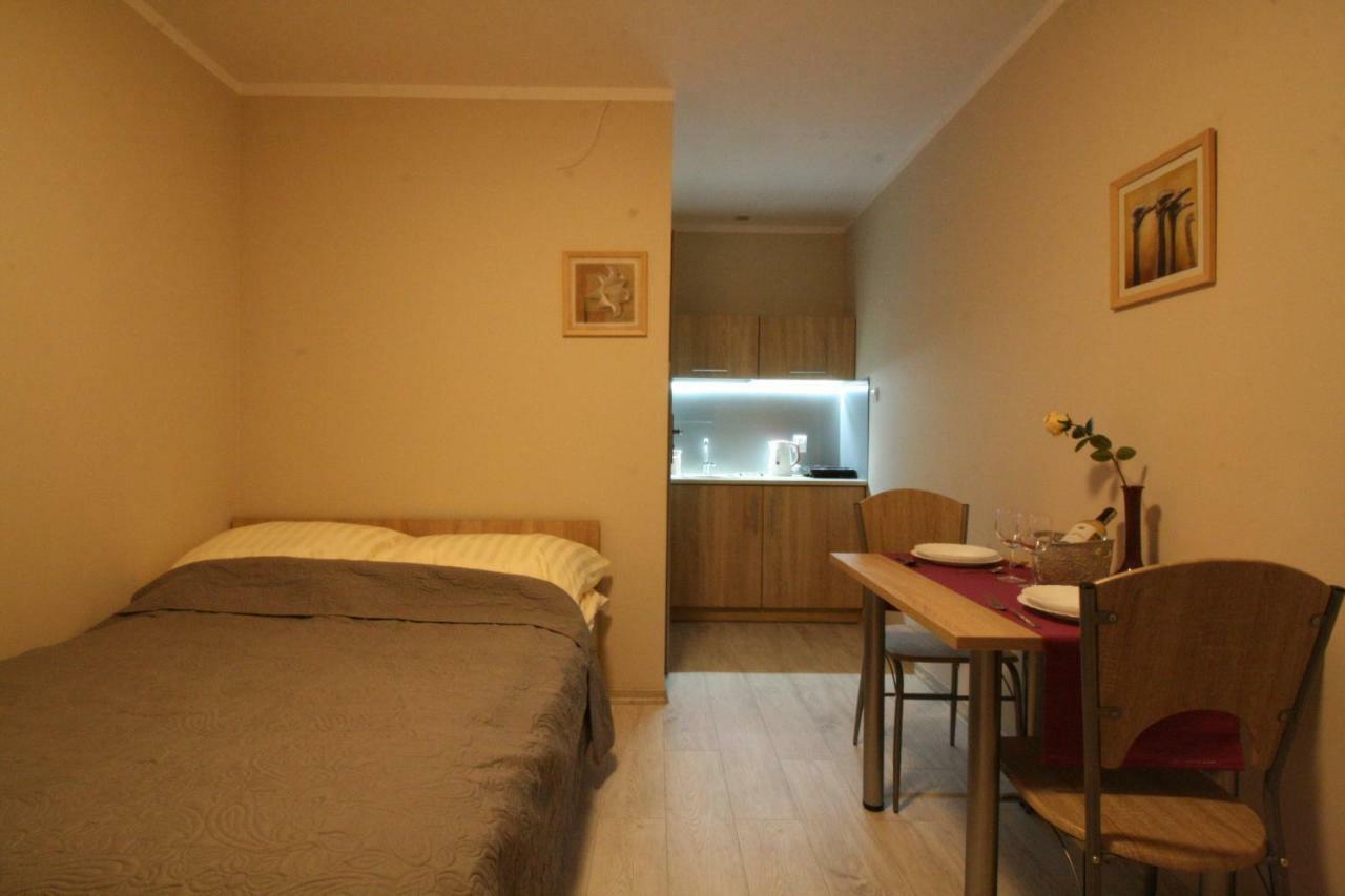 Lc Pokoje & Apartamenty Pobierowo Exterior photo